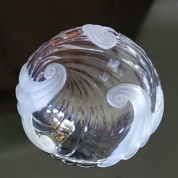 🌊 10 1/2" Large Crystal Ocean Waves 🌊 Bowl by Crystal Clear Studios Japan - Picture 5 of 15